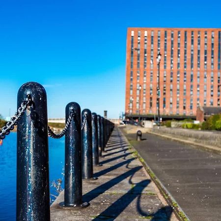 Fabulous Quayside Apartment With Free Parking Liverpool Exterior foto