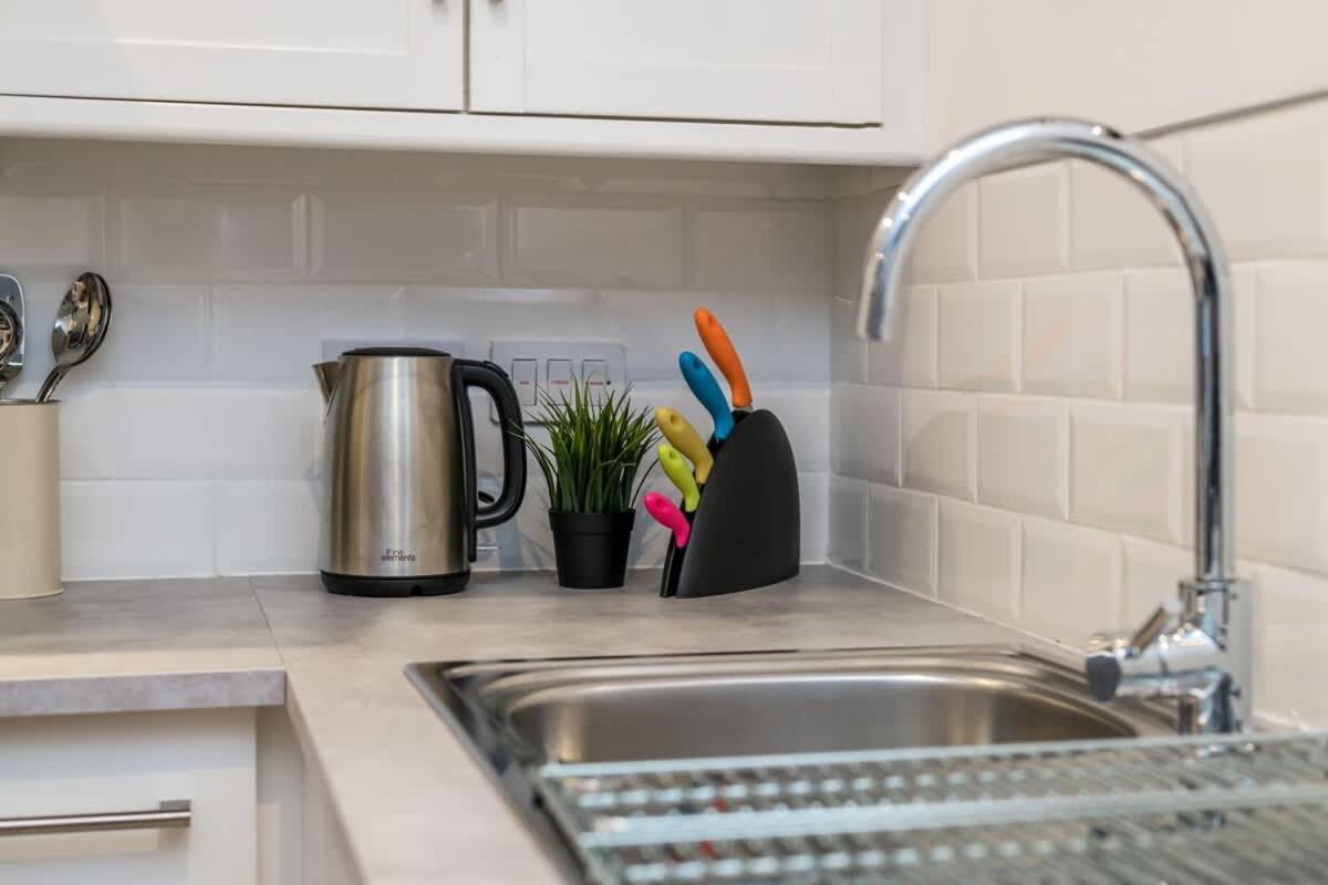 Fabulous Quayside Apartment With Free Parking Liverpool Exterior foto